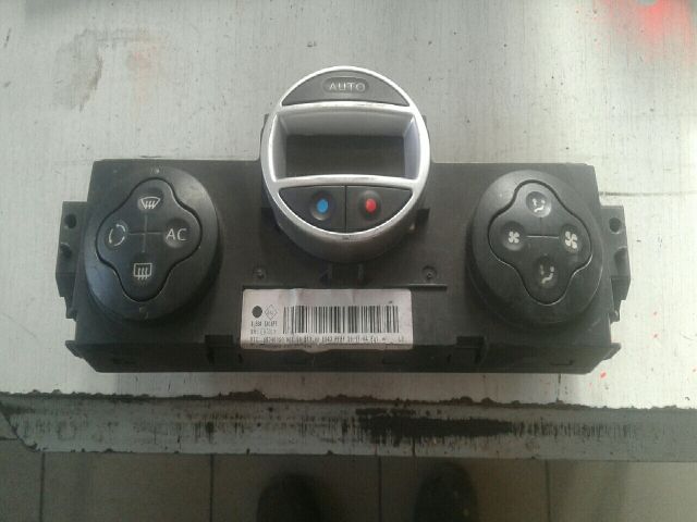 bontott RENAULT MEGANE II Fűtéskapcsoló (digit klímás)