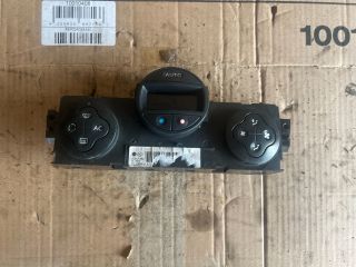 bontott RENAULT MEGANE II Fűtéskapcsoló (digit klímás)