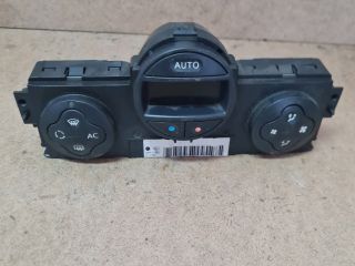 bontott RENAULT MEGANE II Fűtéskapcsoló (digit klímás)