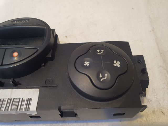 bontott RENAULT MEGANE II Fűtéskapcsoló (digit klímás)