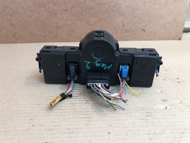 bontott RENAULT MEGANE II Fűtéskapcsoló (digit klímás)