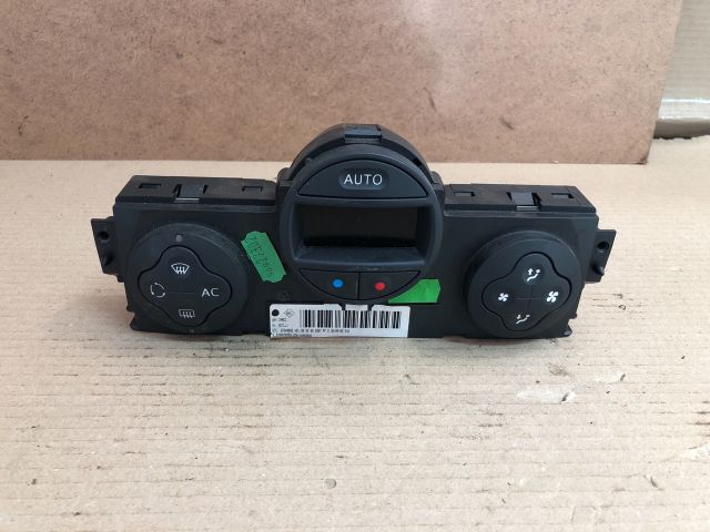 bontott RENAULT MEGANE II Fűtéskapcsoló (digit klímás)