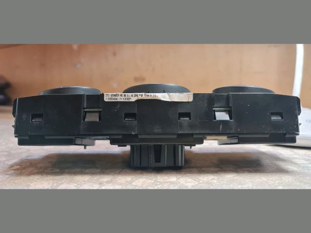 bontott RENAULT MEGANE II Fűtéskapcsoló (digit klímás)