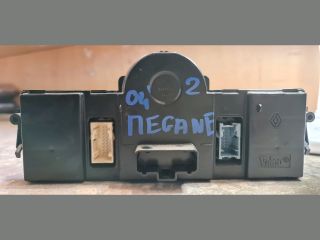 bontott RENAULT MEGANE II Fűtéskapcsoló (digit klímás)