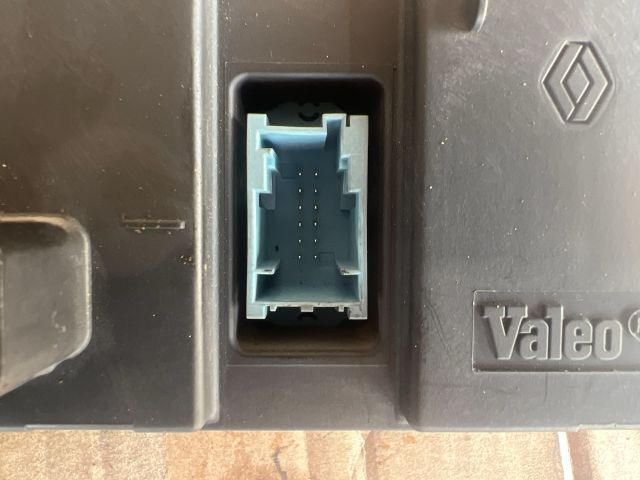 bontott RENAULT MEGANE II Fűtéskapcsoló (digit klímás)