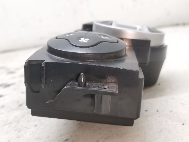 bontott RENAULT MEGANE II Fűtéskapcsoló (digit klímás)