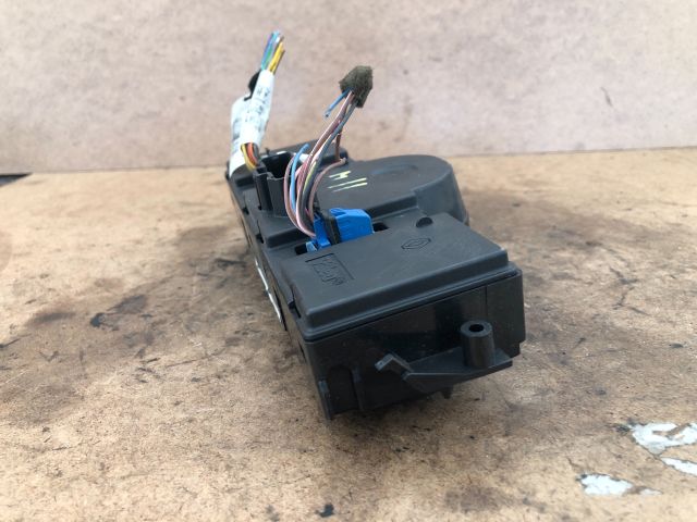 bontott RENAULT MEGANE II Fűtéskapcsoló (digit klímás)