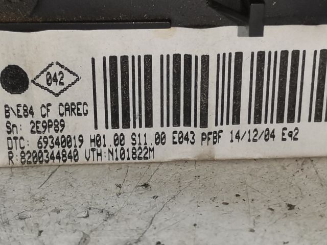 bontott RENAULT MEGANE II Fűtéskapcsoló (digit klímás)