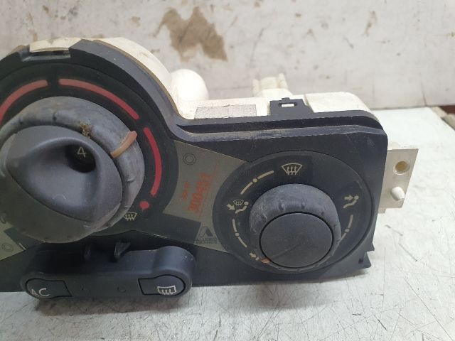 bontott RENAULT MEGANE II Fűtéskapcsoló (manuális klímás)