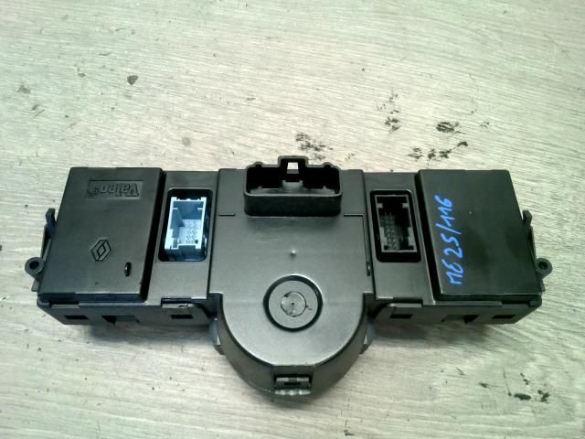 bontott RENAULT MEGANE II Fűtéskapcsoló