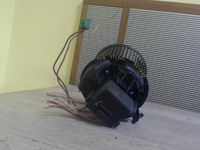 bontott RENAULT MEGANE II Fűtőmotor (Nem klímás)