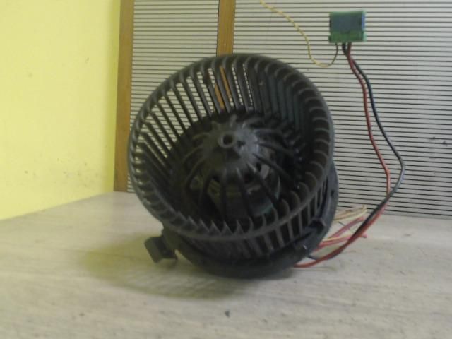 bontott RENAULT MEGANE II Fűtőmotor (Nem klímás)