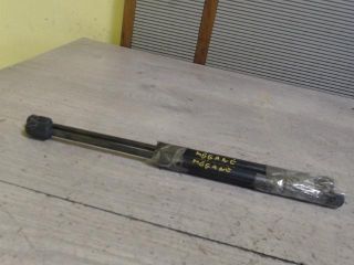 bontott RENAULT MEGANE II Gázrugós Kitámasztó Teleszkóp Pár Csomagtérajtó