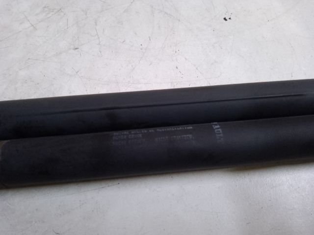 bontott RENAULT MEGANE II Gázrugós Kitámasztó Teleszkóp Pár Csomagtérajtó