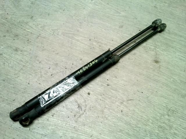 bontott RENAULT MEGANE II Gázrugós Kitámasztó Teleszkóp Pár Csomagtérajtó