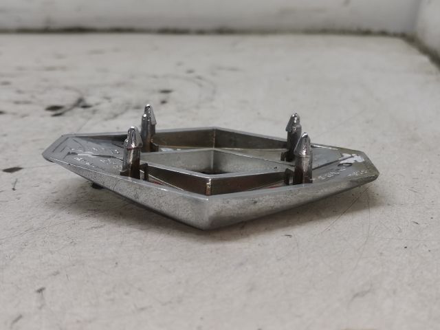 bontott RENAULT MEGANE II Hátsó Embléma