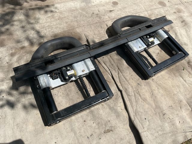 bontott RENAULT MEGANE II Hátsó Fejtámla