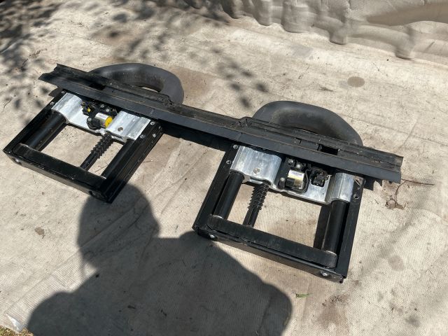 bontott RENAULT MEGANE II Hátsó Fejtámla