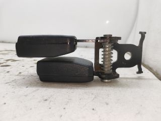 bontott RENAULT MEGANE II Hátsó középső Biztonsági Öv Csat