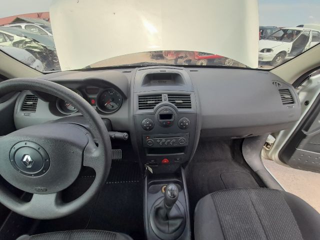 bontott RENAULT MEGANE II Hátsó középső Biztonsági Öv