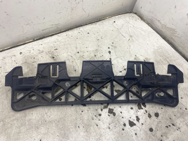 bontott RENAULT MEGANE II Hátsó középső Lökhárító Tartó (Műanyag)