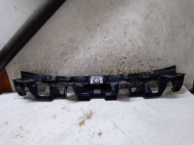 bontott RENAULT MEGANE II Hátsó középső Lökhárító Tartó (Műanyag)