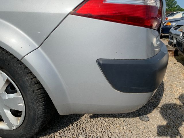 bontott RENAULT MEGANE II Hátsó Lökhárító (Részeivel)