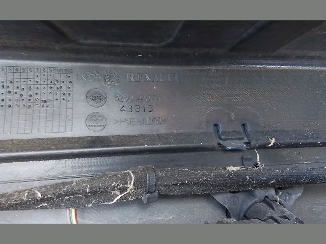 bontott RENAULT MEGANE II Hátsó Lökhárító (Részeivel)