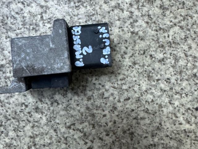 bontott RENAULT MEGANE II Izzító Relé