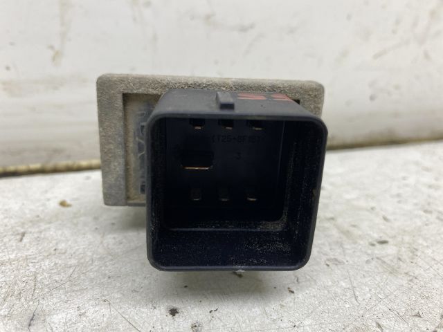 bontott RENAULT MEGANE II Izzító Relé