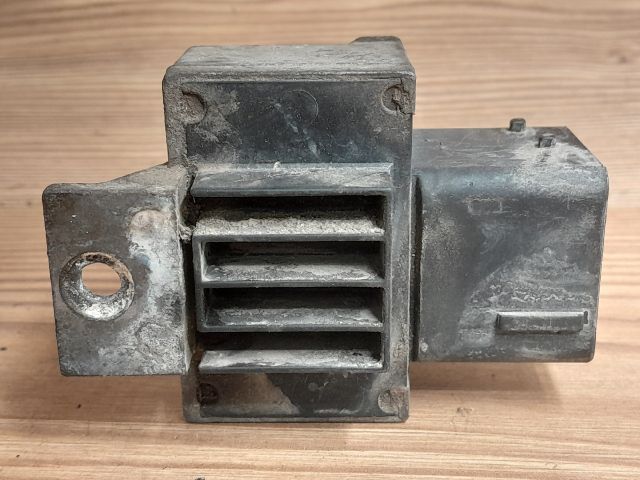 bontott RENAULT MEGANE II Izzító Relé