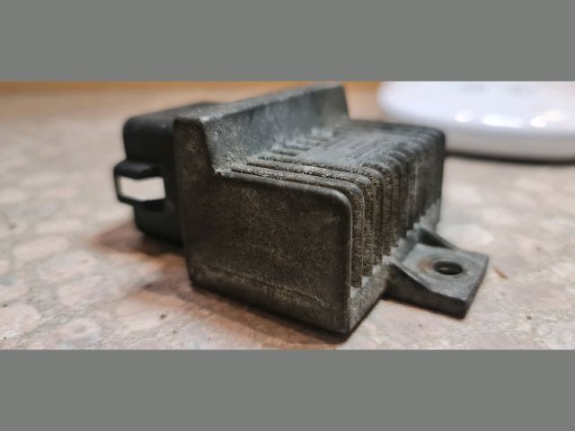 bontott RENAULT MEGANE II Izzító Relé