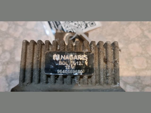 bontott RENAULT MEGANE II Izzító Relé