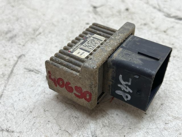 bontott RENAULT MEGANE II Izzító Relé