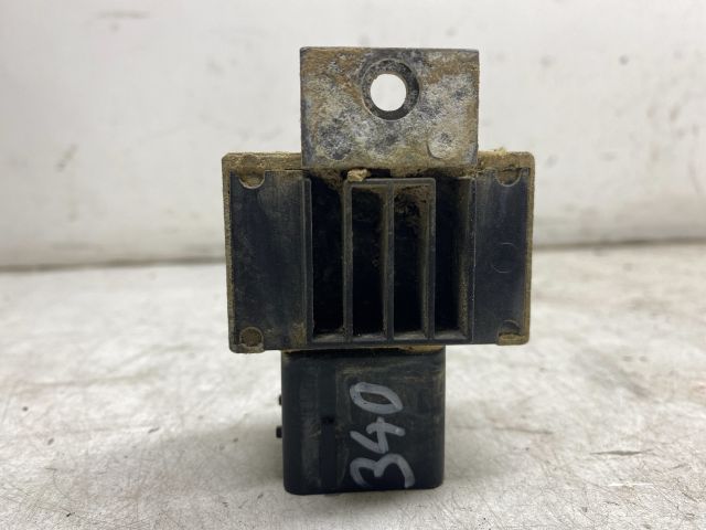 bontott RENAULT MEGANE II Izzító Relé