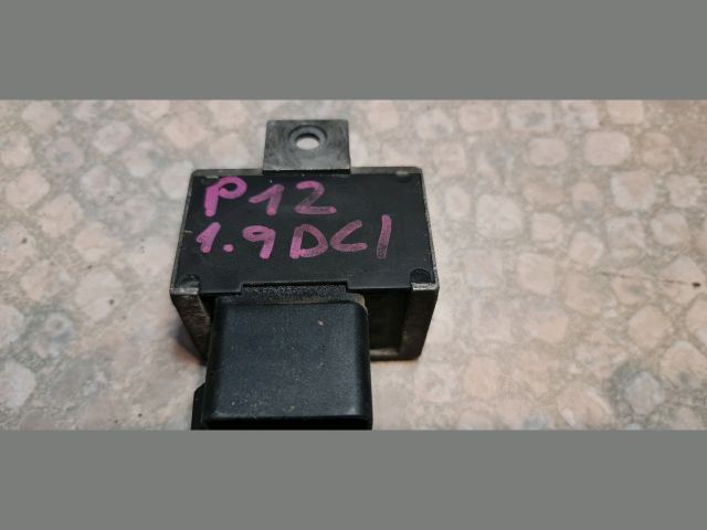 bontott RENAULT MEGANE II Izzító Relé