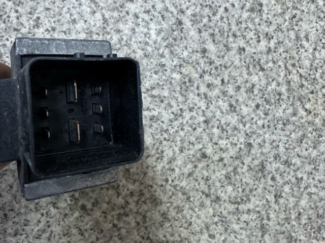 bontott RENAULT MEGANE II Izzító Relé