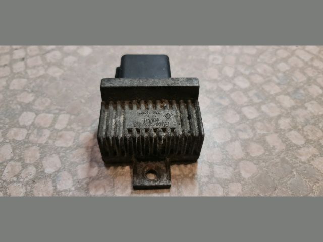 bontott RENAULT MEGANE II Izzító Relé