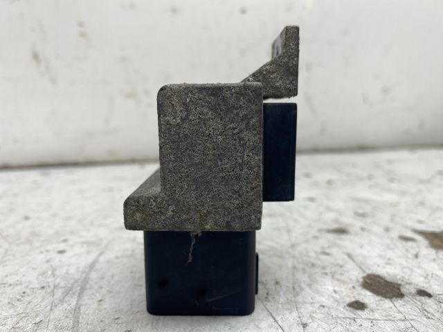 bontott RENAULT MEGANE II Izzító Relé