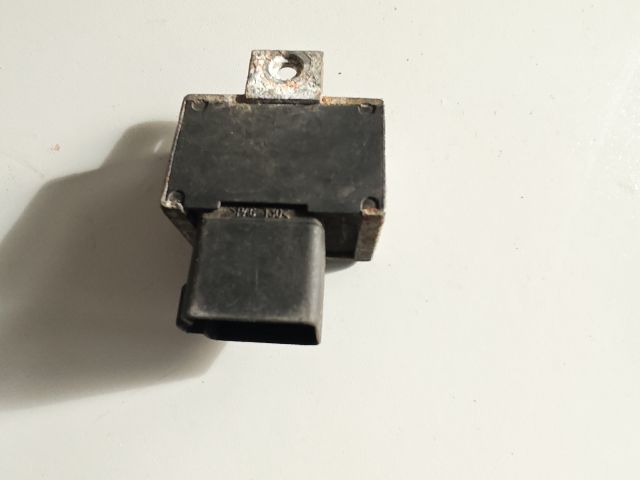 bontott RENAULT MEGANE II Izzító Relé