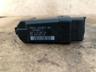 bontott RENAULT MEGANE II Jobb első Ablakemelő Elektronika