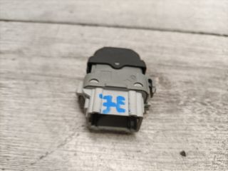 bontott RENAULT MEGANE II Jobb első Ablakemelő Kapcsoló