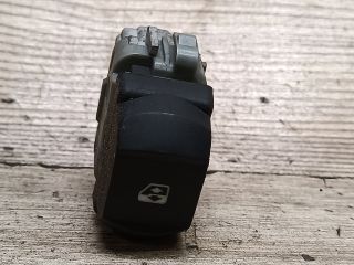 bontott RENAULT MEGANE II Jobb első Ablakemelő Kapcsoló