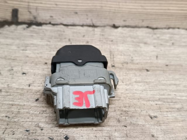 bontott RENAULT MEGANE II Jobb első Ablakemelő Kapcsoló