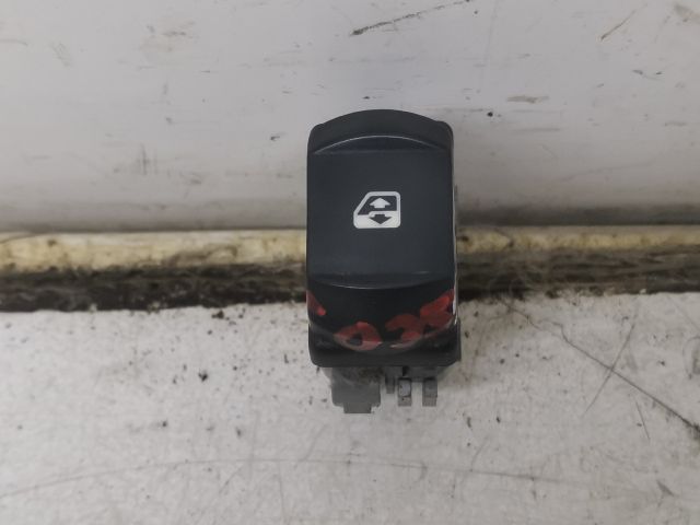 bontott RENAULT MEGANE II Jobb első Ablakemelő Kapcsoló