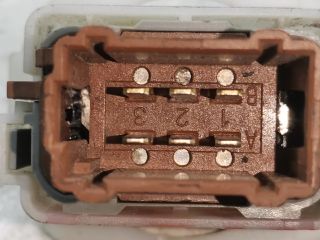 bontott RENAULT MEGANE II Jobb első Ablakemelő Kapcsoló