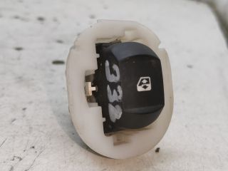 bontott RENAULT MEGANE II Jobb első Ablakemelő Kapcsoló