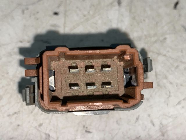 bontott RENAULT MEGANE II Jobb első Ablakemelő Kapcsoló