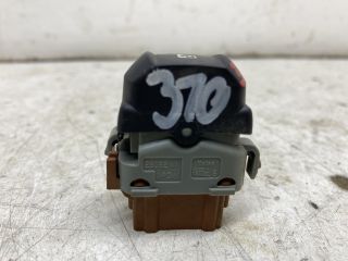 bontott RENAULT MEGANE II Jobb első Ablakemelő Kapcsoló