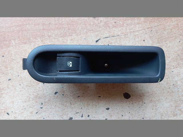 bontott RENAULT MEGANE II Jobb első Ablakemelő Kapcsoló